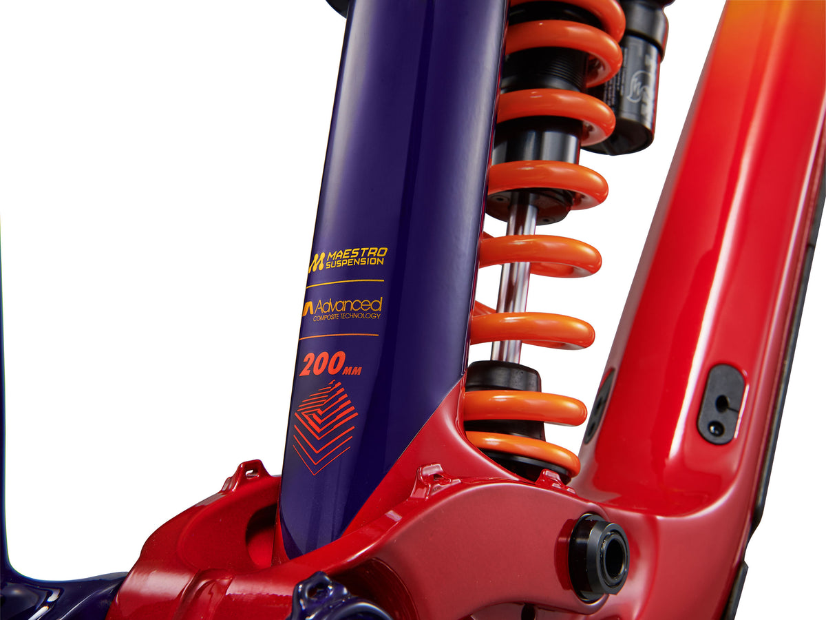 Giant 2024 Glory Advanced Pro FR