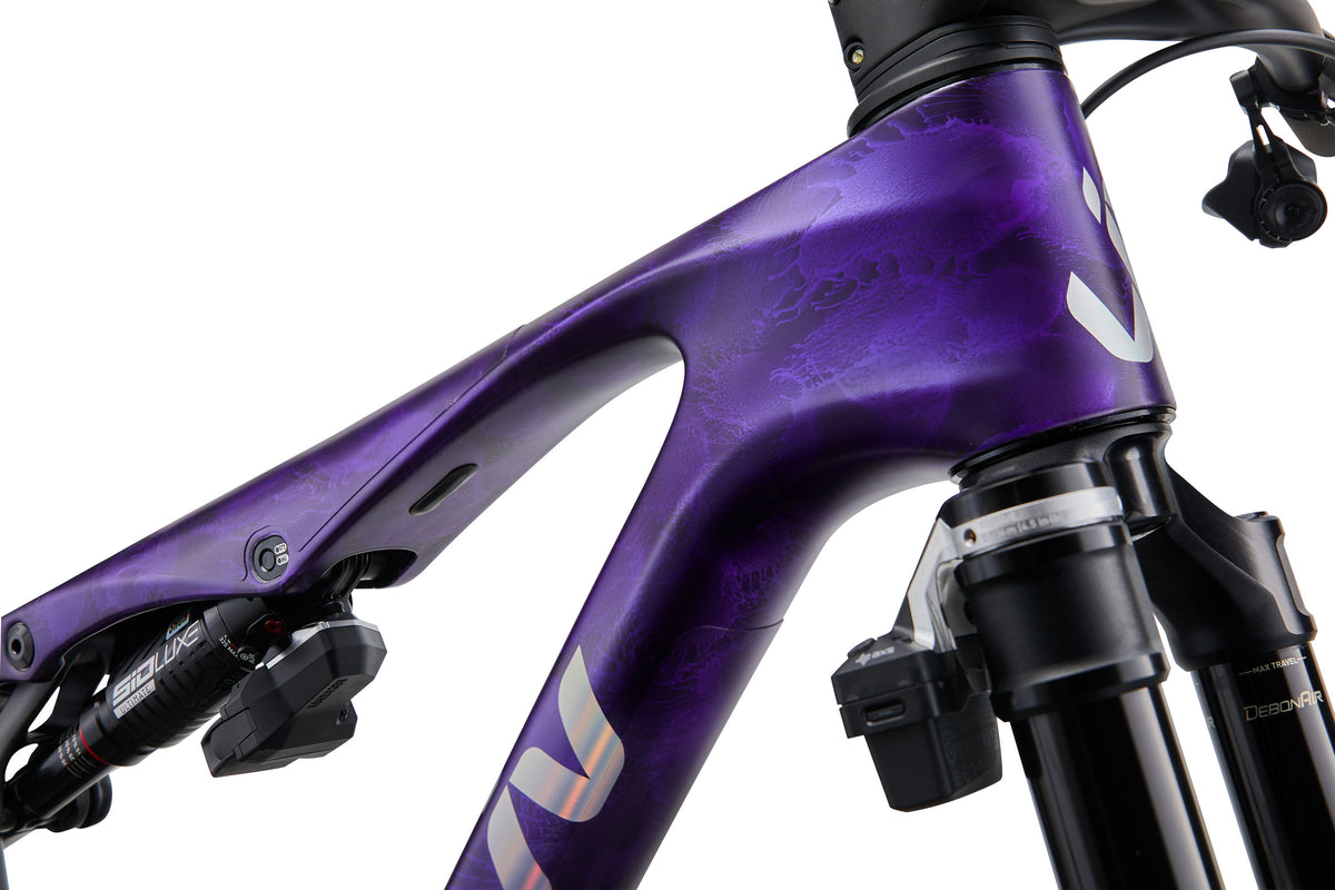 Liv 2027 Pique Advanced SL SE