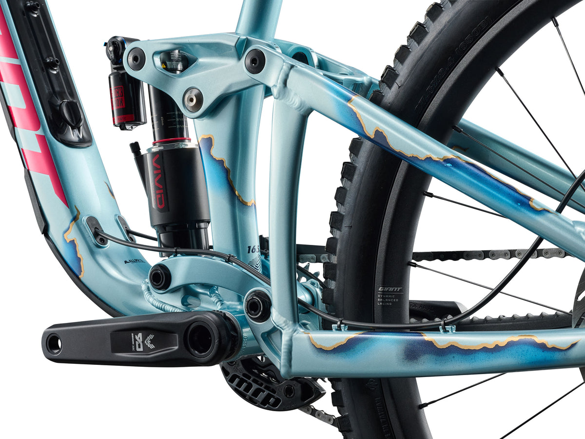 Giant 2027 Reign SE