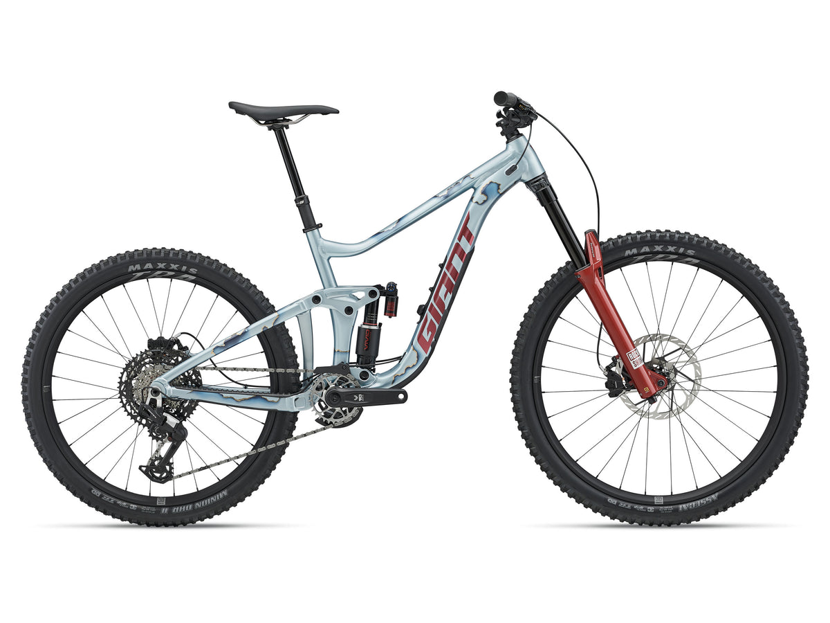 Giant 2027 Reign SE