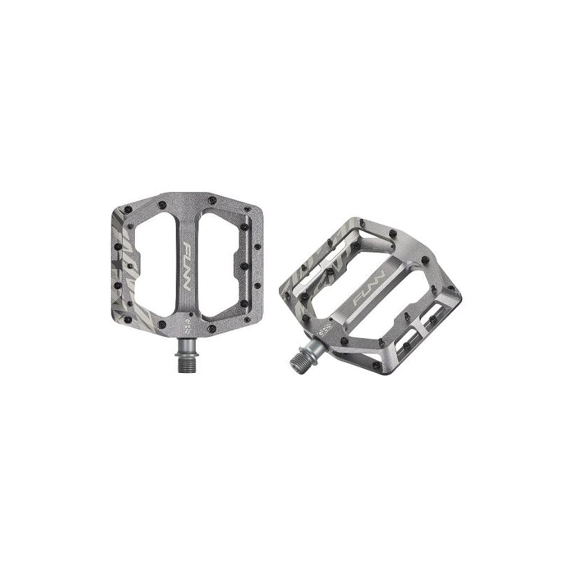 Funn Funndamental Pedals With Steel Black Pins