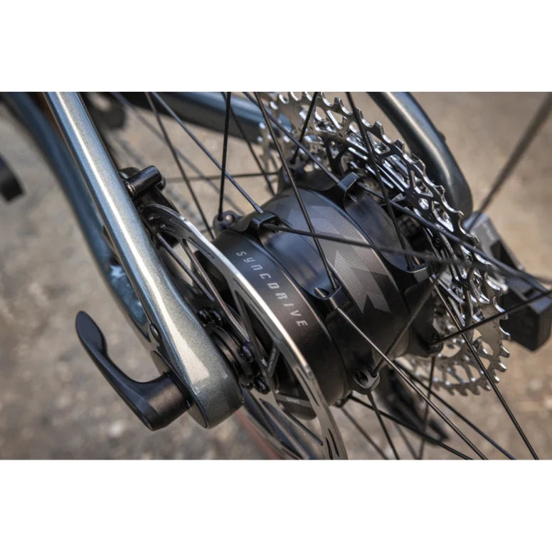 Giant Defy Advanced E+ Elite AR Med