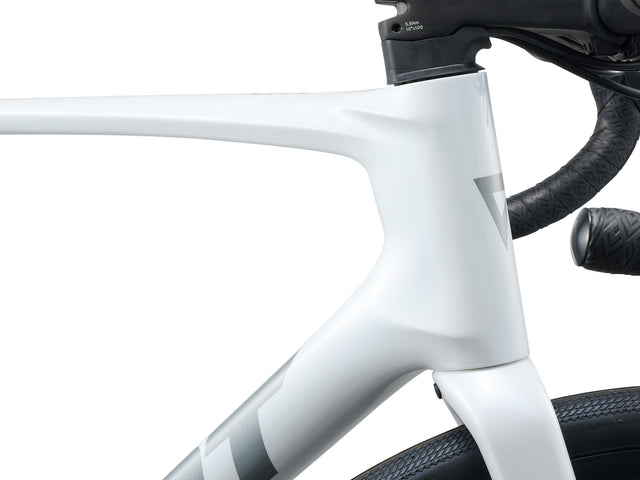 Giant 2027 Defy Advanced 2