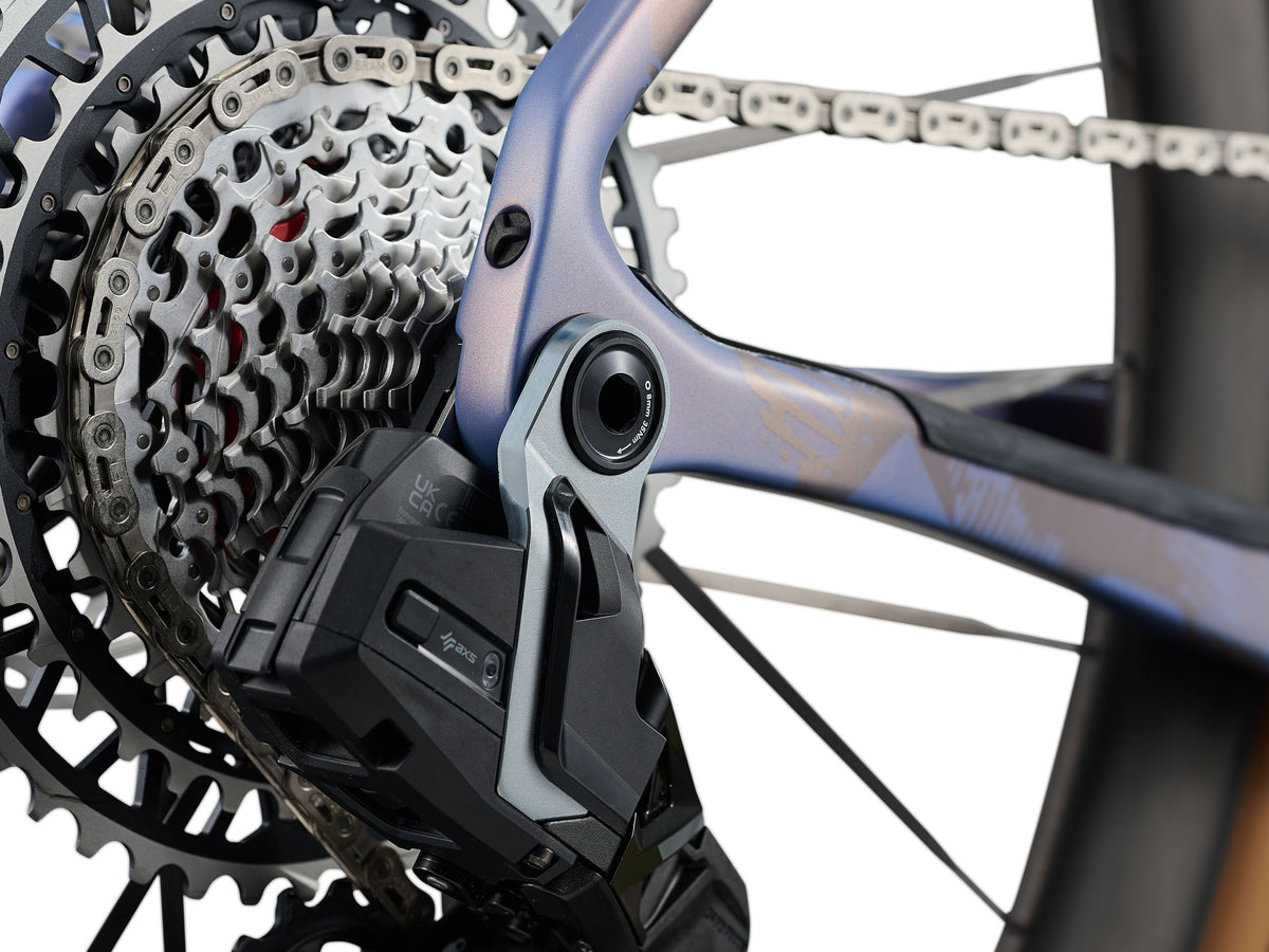 Liv 2027 Devote Advanced SL 1
