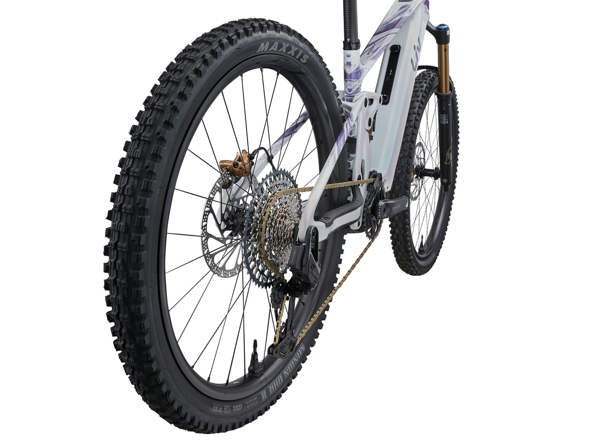 Liv 2027 Intrigue Advanced E+ 0