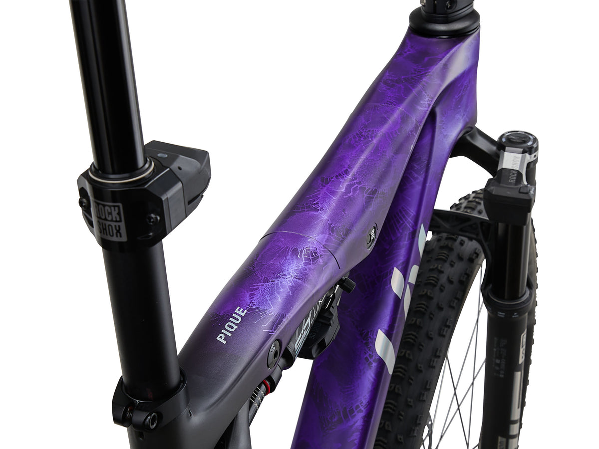 Liv 2027 Pique Advanced SL SE