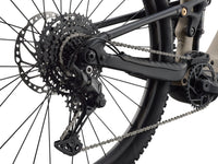 Giant 2027 Stance E+ 1