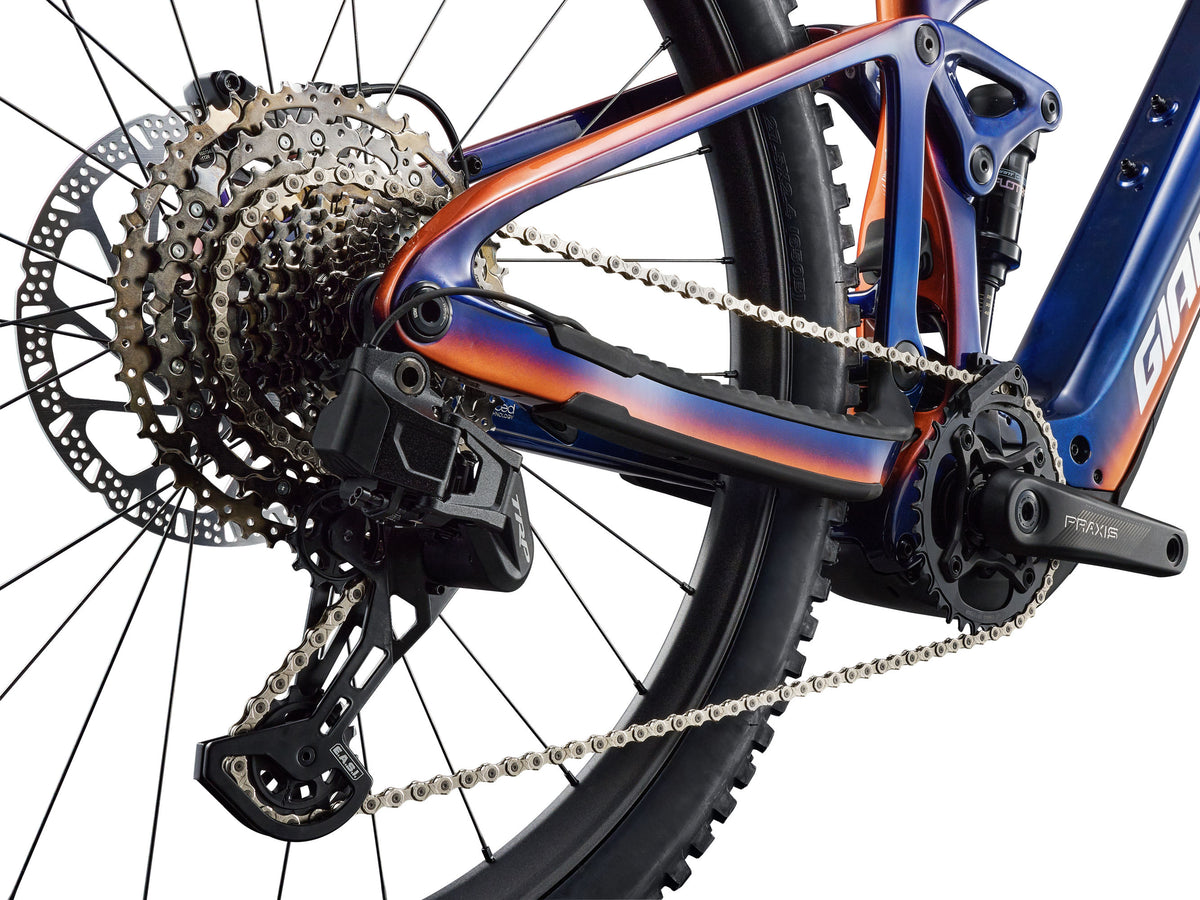 Giant 2027 Trance Advanced E+ SE