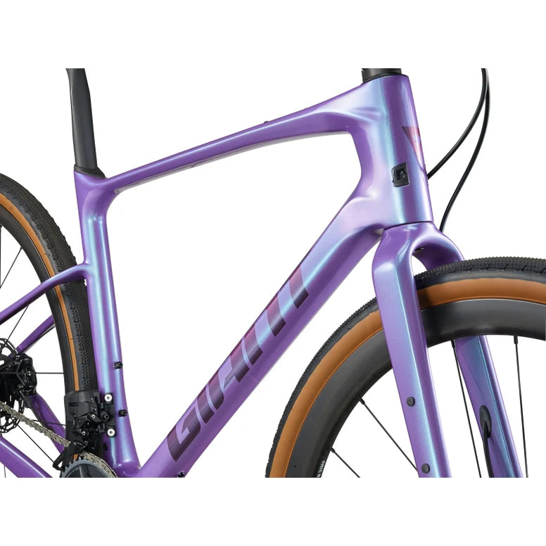 Giant Revolt Advanced Pro 0 2024